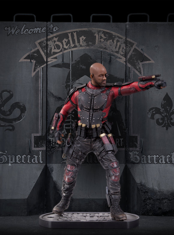 SUICIDE SQUAD DEADSHOT STATUE