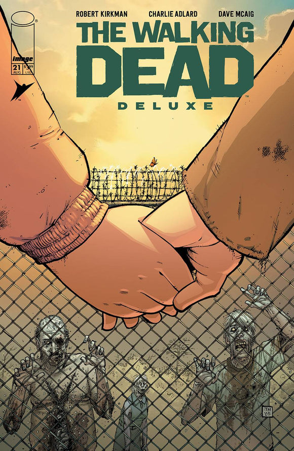 WALKING DEAD DLX #21 CVR B MOORE & MCCAIG (MR)